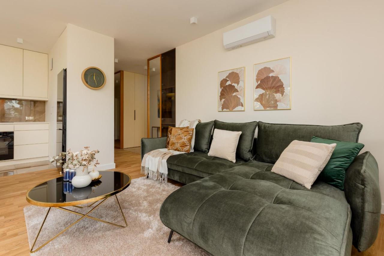 Deluxe Apartment Wronia 45 With Ac, Parking & Balcony By Renters Prestige Varsovie Extérieur photo