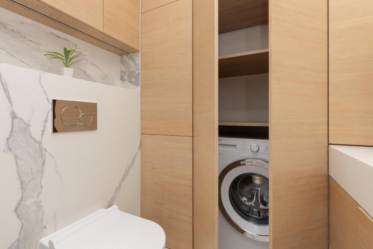 Deluxe Apartment Wronia 45 With Ac, Parking & Balcony By Renters Prestige Varsovie Extérieur photo